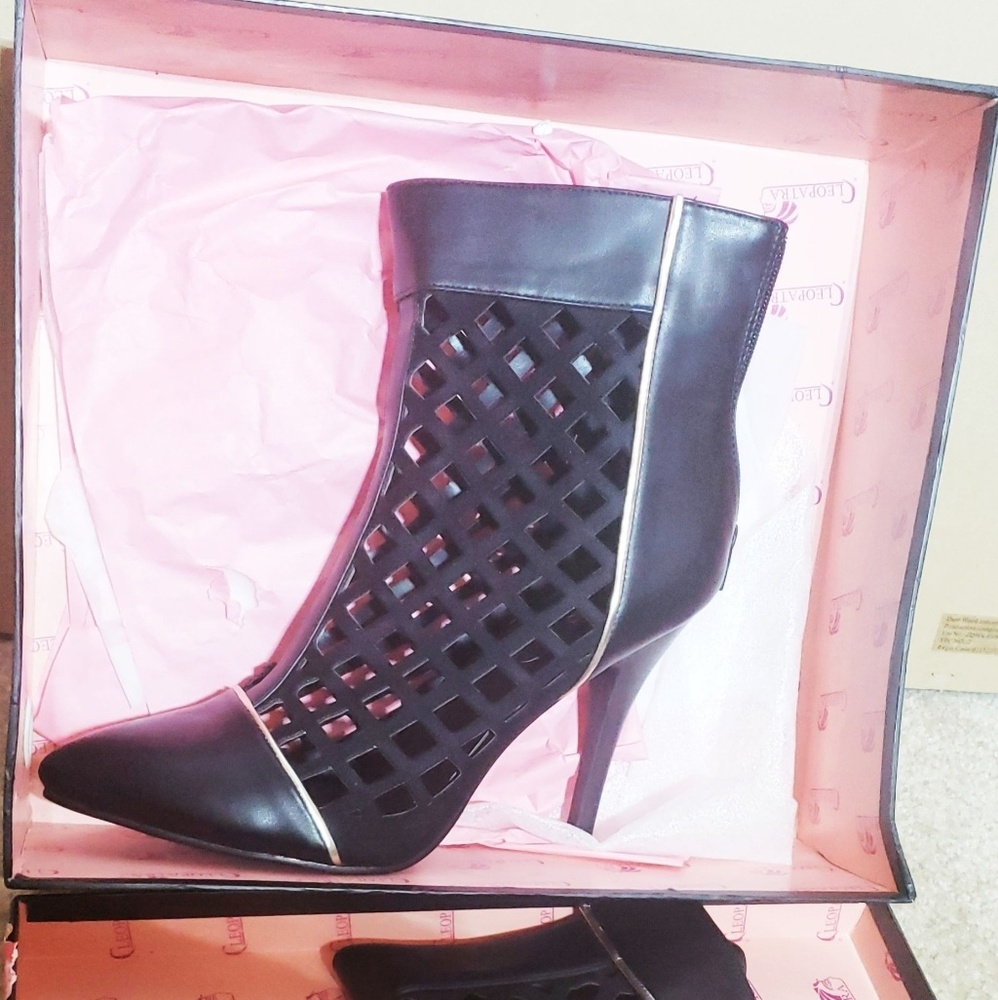 Black ankle boot